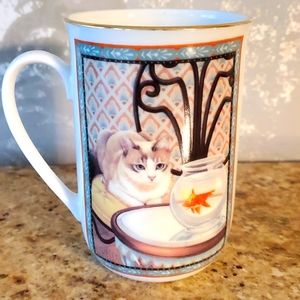 Vintage Russ Berrie Cat watching gold fish mug